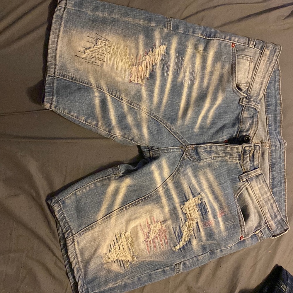 Mens jean shorts, pink & blue stitch design.